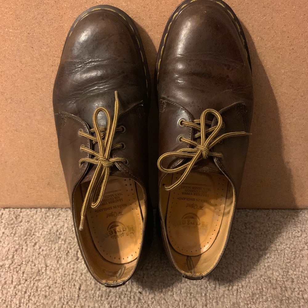 DOC MARTENS genuine leather brown shoes